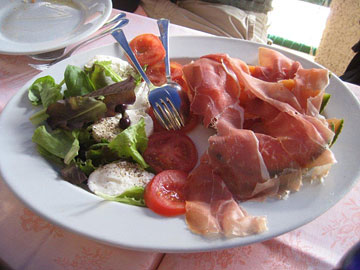 Caprese salad and prosciutto