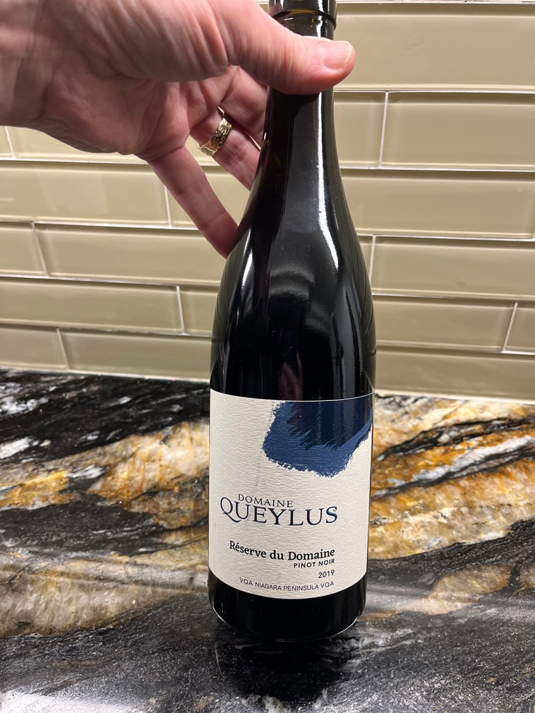 Domaine Queylus Reserve du Domaine Pinot Noir 2019